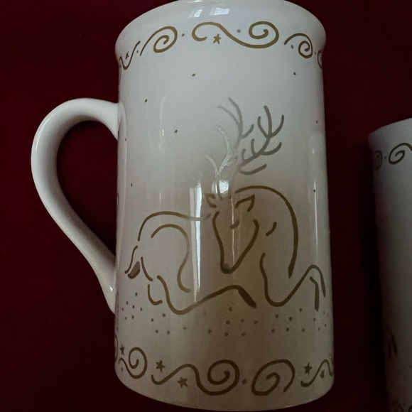 THINK GIFTS!! 2 - KIC Terri Fosson 10oz. Christmas Mug. Gold and Silver Reindeer - Picture 5 of 8